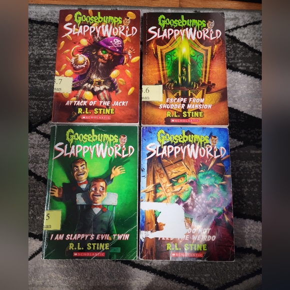 R.L Stine Goosebumps Slappy World Bundle - Picture 1 of 4